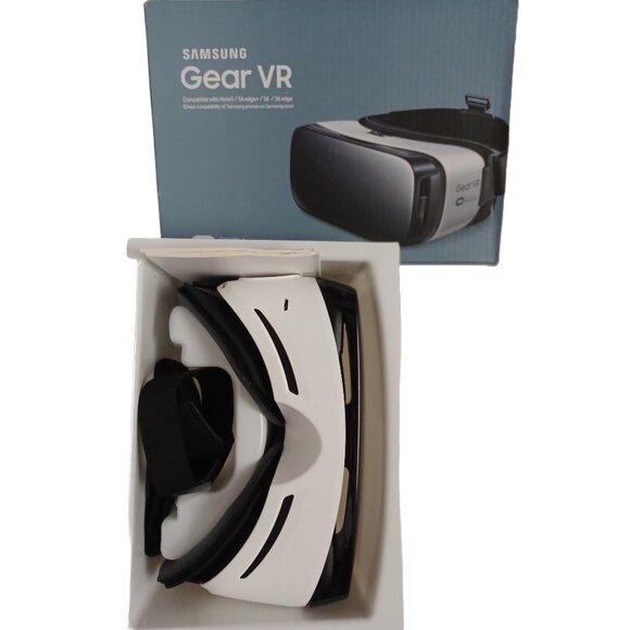 SAMSUNG Gear Oculus VR Headset - NG L2C NEW Collectible RARE - Picture 4 of 7